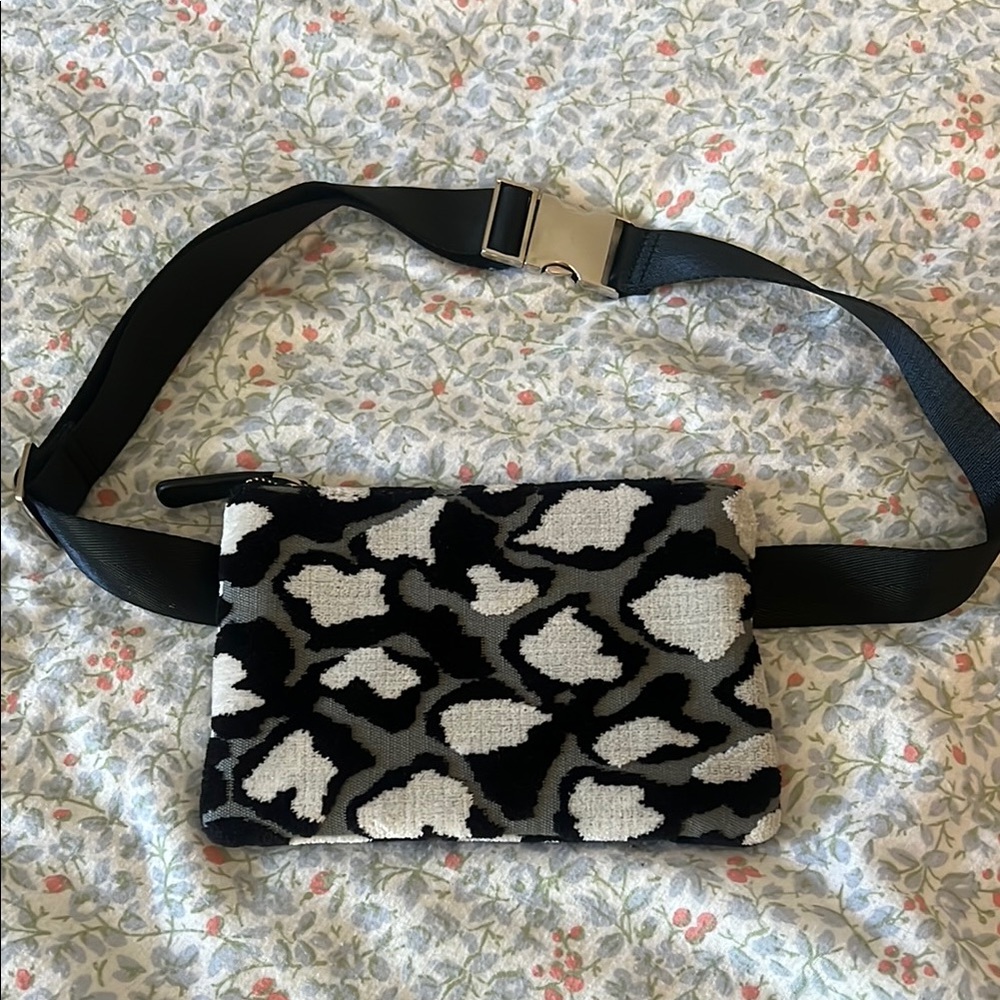 NWT Cushette Black velvet leopard Print Belt Bag